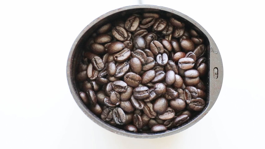Exfoliating Coffee Scrub that Combats Cellulite