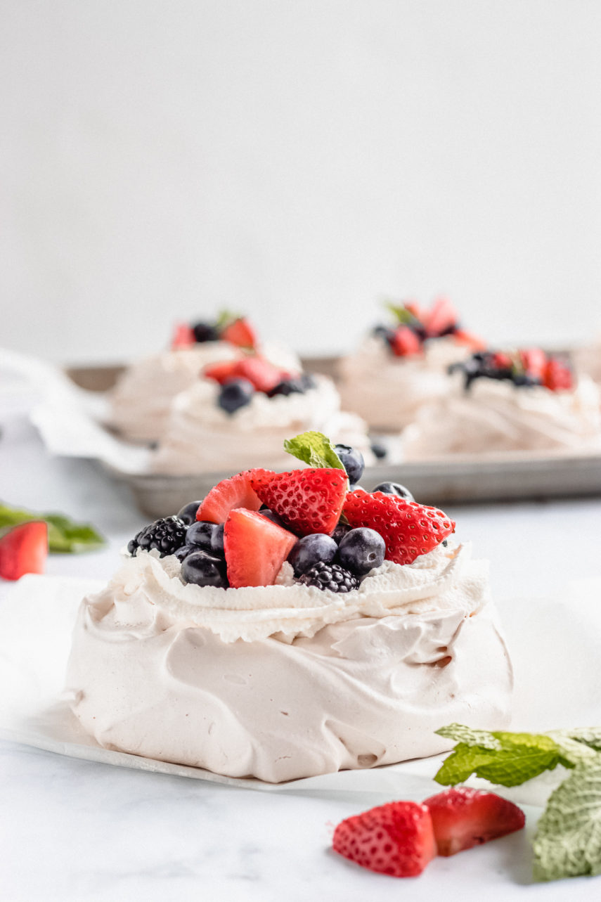 Petite Pavlovas and Playdates